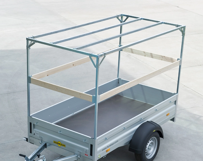 Spriegelrahmen für Anhänger in der Fertigung eines Unternehmens für Planen- und Spriegelbau